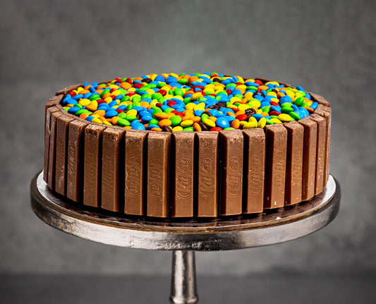 M&M & KitKat Cake